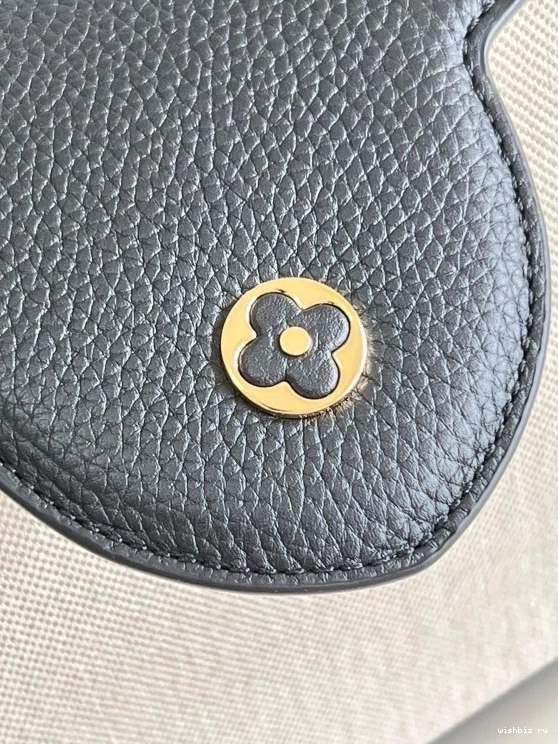 WIS VUITTON LOUIS MM CAPUCINES 0807